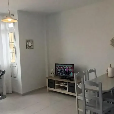 Apartment A Orillas De La Playa De *